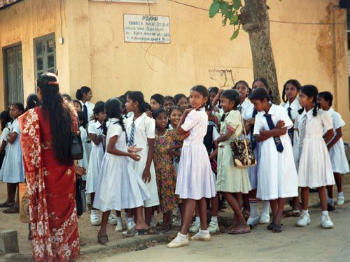 kalmunai_school.jpg